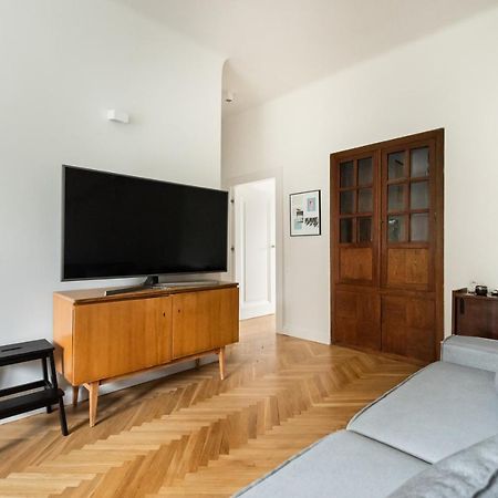 Plac Wilsona Comfy Apartment Warschau Buitenkant foto