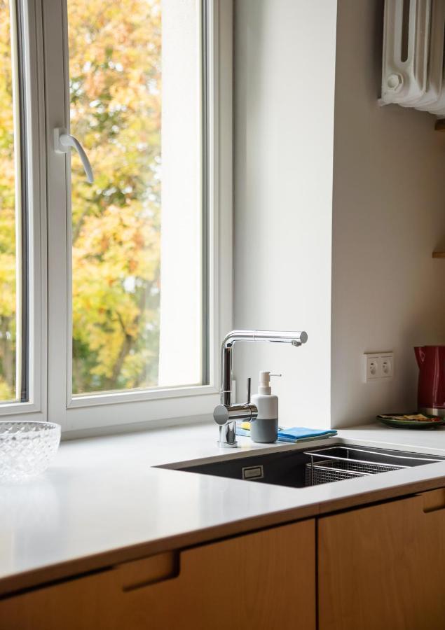 Plac Wilsona Comfy Apartment Warschau Buitenkant foto
