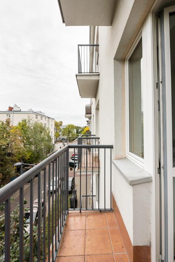 Plac Wilsona Comfy Apartment Warschau Buitenkant foto
