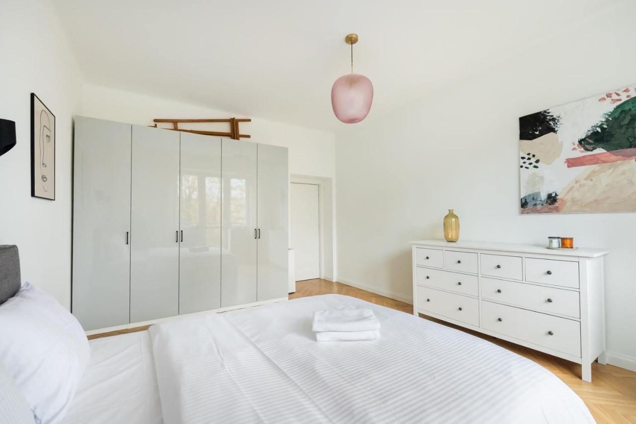 Plac Wilsona Comfy Apartment Warschau Buitenkant foto